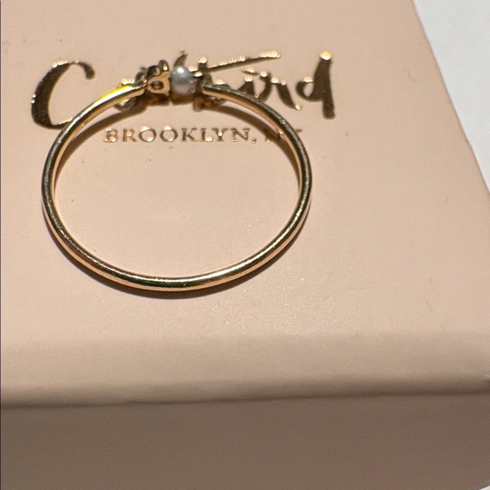 Catbird Dewdrop Ring - Picture 14 of 15